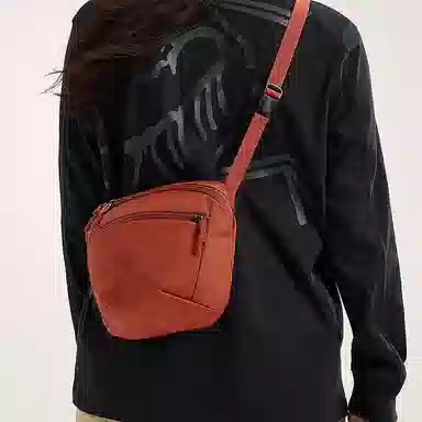 Arcteryx Mantis 1.5L Logo