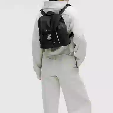 lululemon 10L Drawstring Backpack Black