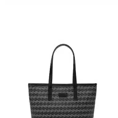 VIHUS x YILIANMAN PU