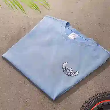 Disney x Disney store T IP