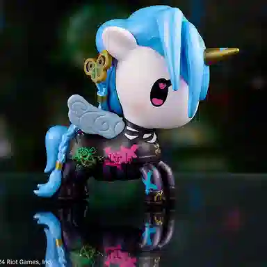 LEAGUE OF LEGENDS x Q