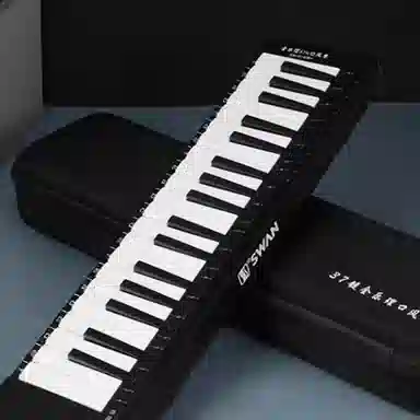Swan 37 Key Melodica