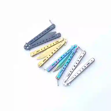 绒绒熊 未开刃折叠蝴蝶刀 其他静态模型