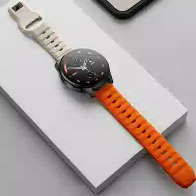 penc iwatch Keep Watch Pilot 1