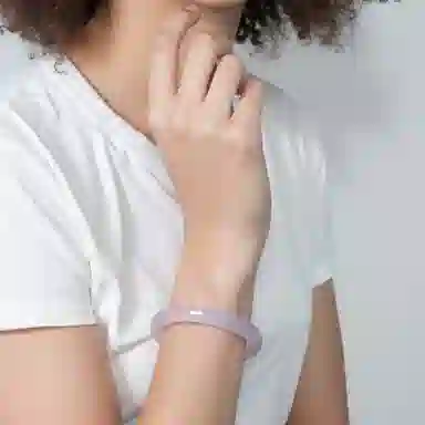 百利金 樱花粉 优雅气质精致轻奢高级感 甜美少女小众设计感国风闭口 水晶 玉石手镯 女款