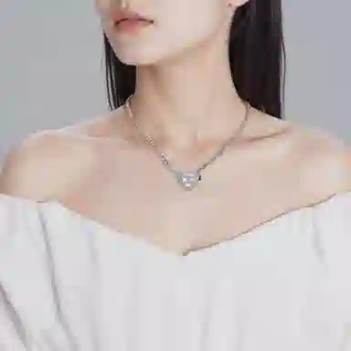 CHANEL C