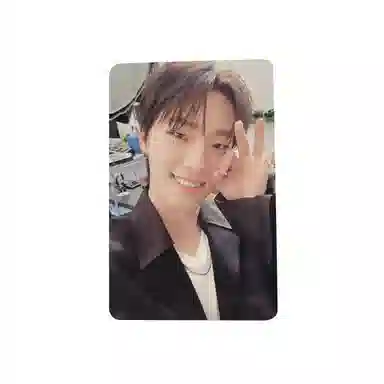 HYBE Seventeen 4.29 17 is right here random photo card