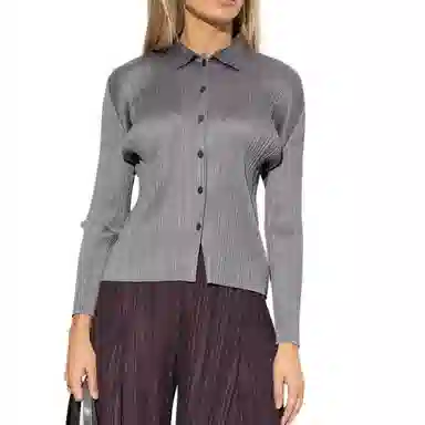 PLEATS PLEASE ISSEY MIYAKE