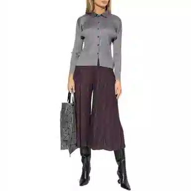 PLEATS PLEASE ISSEY MIYAKE