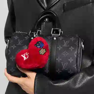LOUIS VUITTON x NIGO