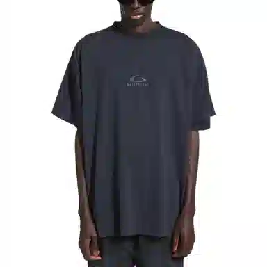 Balenciaga T