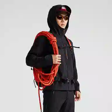 探路者  轻便  软壳衣  男女同款