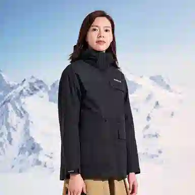 探路者  运动休闲简约纯色  防水防风保暖冲锋衣 女款 黑色