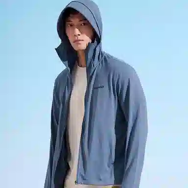 探路者 纯色拉链运动修身透气针织防晒服 男款 复古蓝
