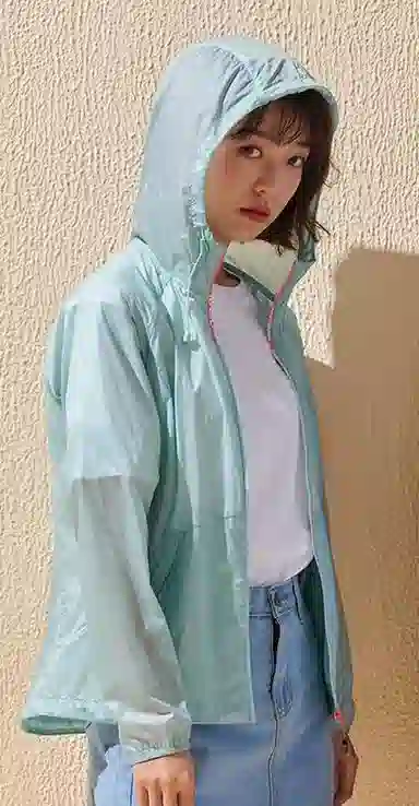 探路者 户外运动休闲轻薄连帽防晒服 女款 粉蓝