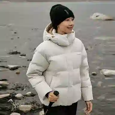 探路者 旅行户外系列 防泼水连帽长袖羽绒服 女款