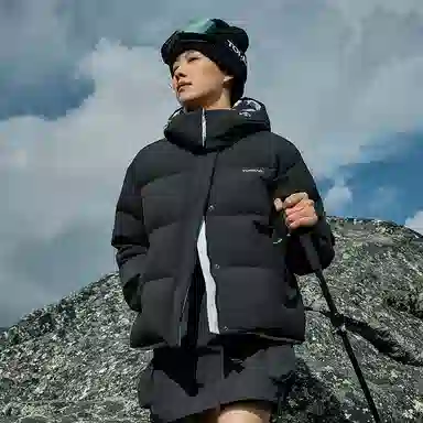 探路者 旅行户外系列 防泼水连帽长袖羽绒服 女款