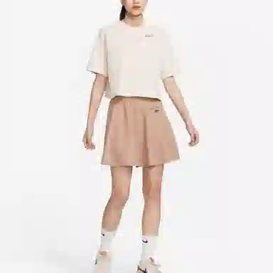 Nike Sportswear City Utility LogoT