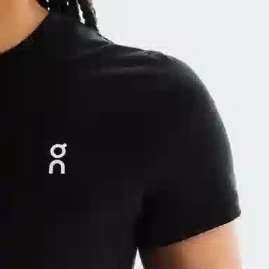 On Court Logo T