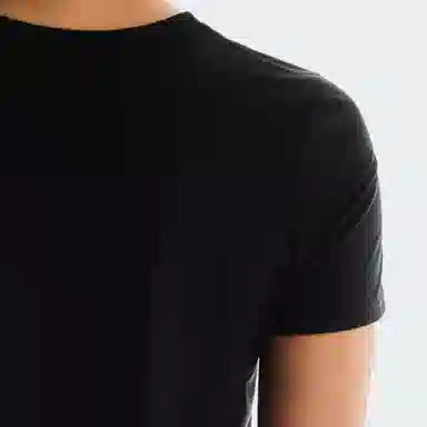 On Court Logo T