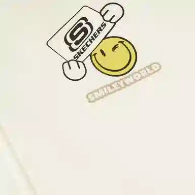 Skechers kids x SmileyWorld logo