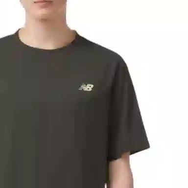 New Balance Shifted LOGOT