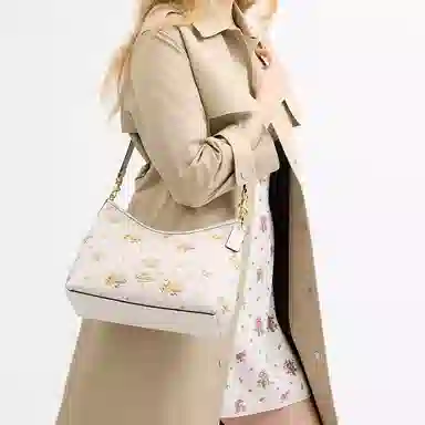 COACH LAUREL 31
