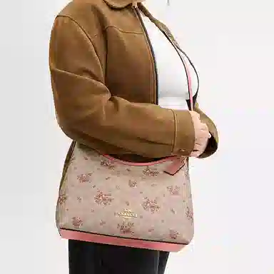 COACH LAUREL 31
