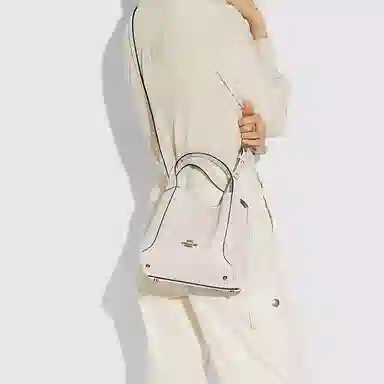 COACH Hadley 21 HoboTote