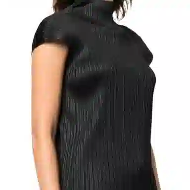 PLEATS PLEASE ISSEY MIYAKE FW22