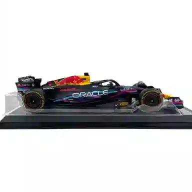 F1 SF23 F1-75 W14E RB18