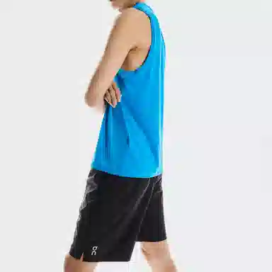On 9" Core Shorts logo