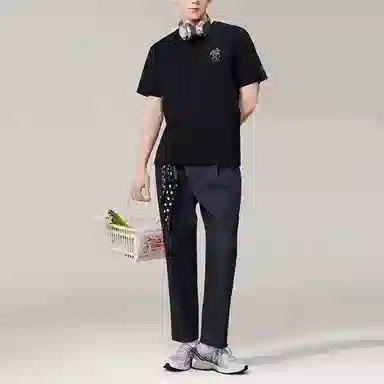 New Balance logoT
