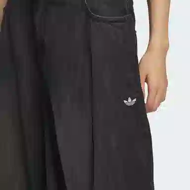 adidas originals SS25 SOFT DENIM CARGO JOGGERS