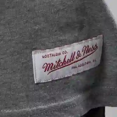 Mitchell Ness NBA T