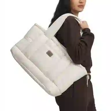 Under Armour 23L UA Studio Tote