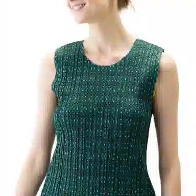 PLEATS PLEASE ISSEY MIYAKE