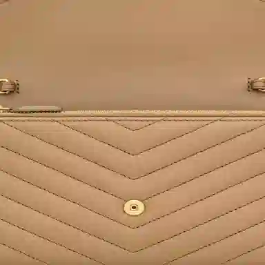 SAINT LAURENT LE CASSANDRE