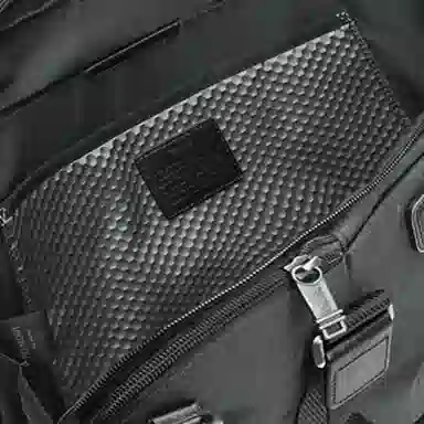 TUMI