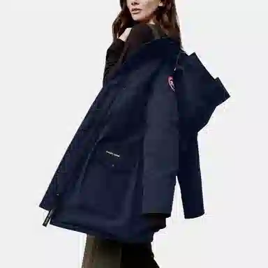 Canada Goose Trillium Logo