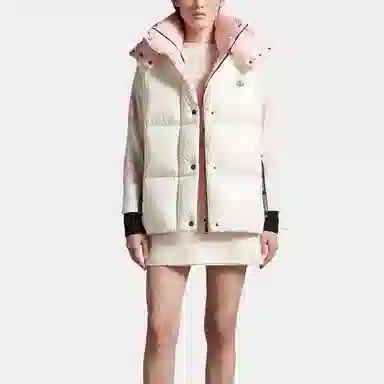 Moncler FW23 Luzule