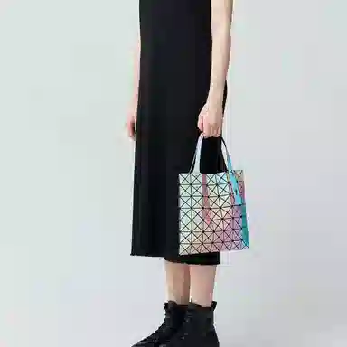 ISSEY MIYAKE 6 Tote