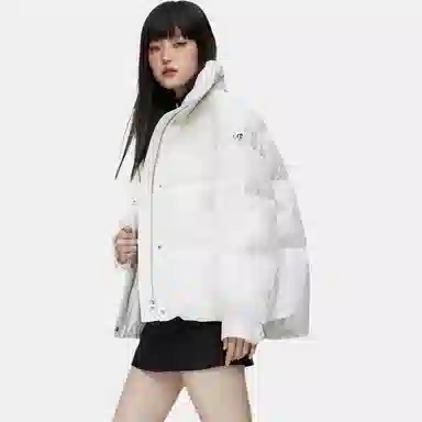 波司登 舒适休闲通勤百搭羽绒服 女款