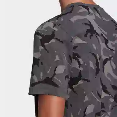 adidas LogoT