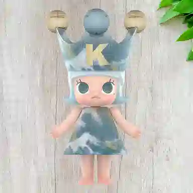 POP MART 400 ART MEGA SPACE MOLLY