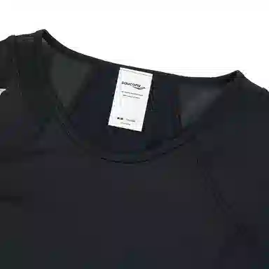Saucony T