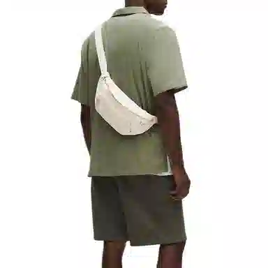 Lululemon Everywhere 4L Ivory Gold