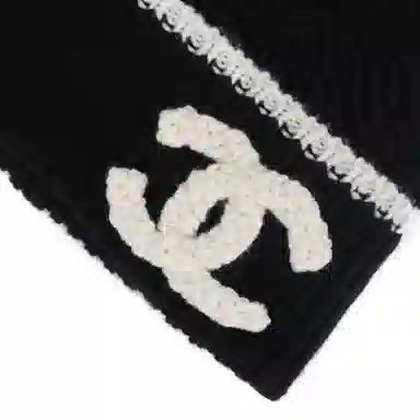 CHANEL Logo Beanie Black