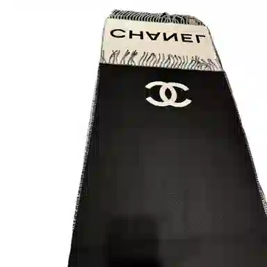 CHANEL 25P