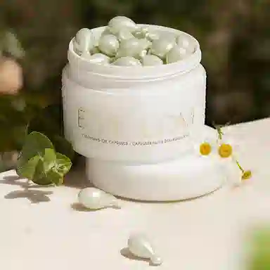 EVELOM